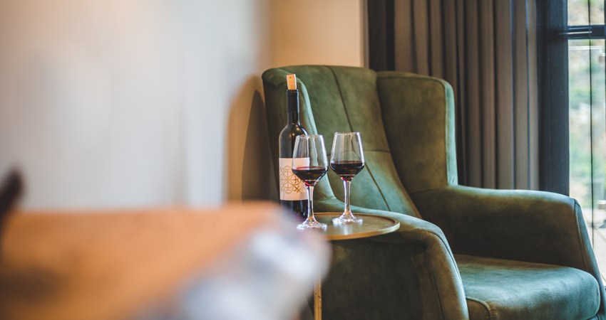 Kedem Hotel Tirat Carmel - Forest View Room Wine