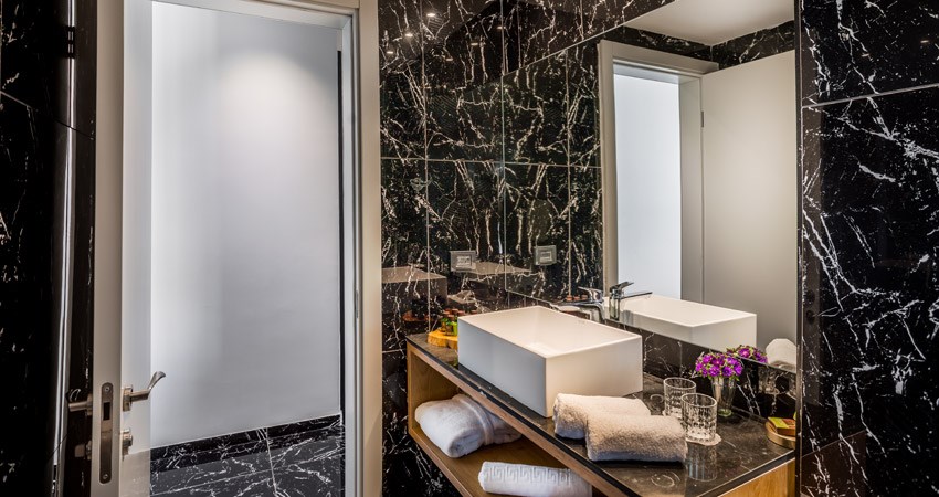 Kedem Hotel Tirat Carmel - Presidential Suite Bath