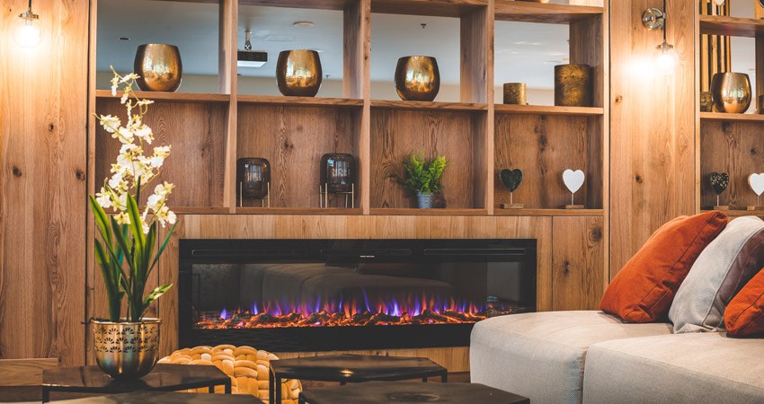 Kedem Hotel Tirat Carmel - Lobby Fireplace