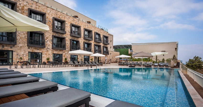 Kedem Hotel Tirat Carmel - Outdoor Pool