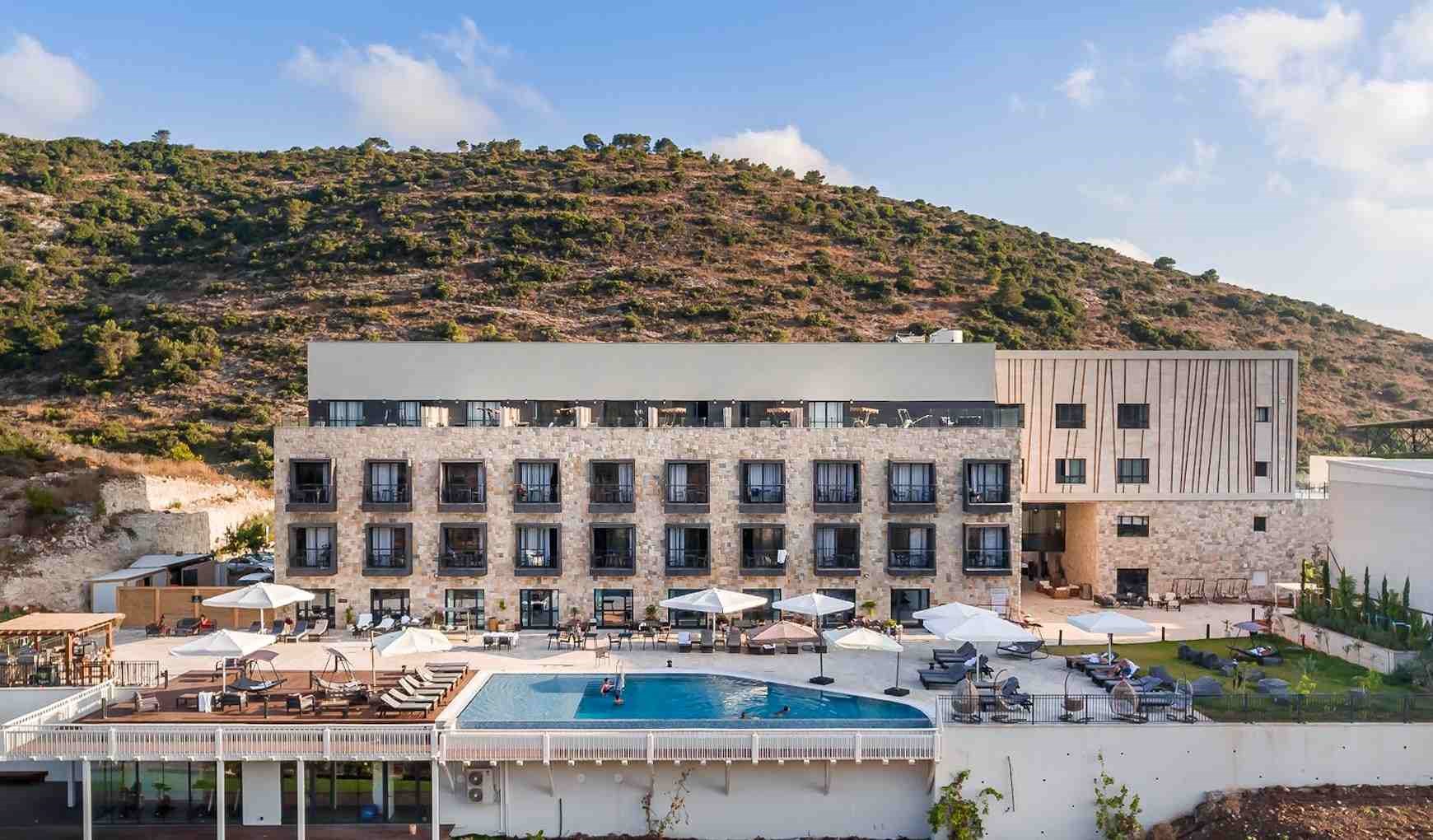 Kedem Hotel - Tirat Carmel